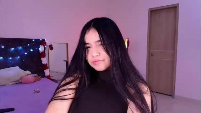 Image 11 of aurorafiore Stream on Chaturbate on 29 days ago