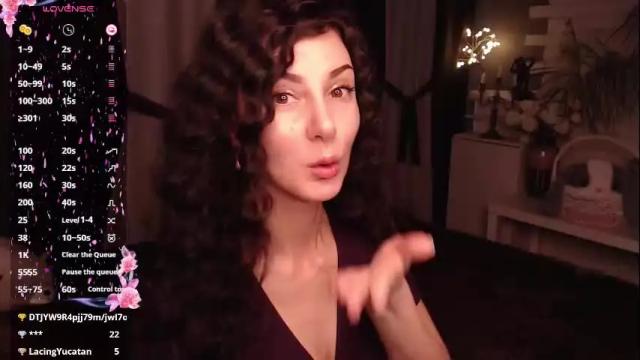 Thumbnail 1, auroragreys's Stream at Chaturbate, 6 months ago