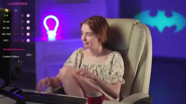 Image 6 of aurorarosse Stream on Chaturbate on 17 months ago