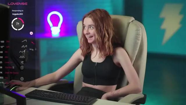 Image 11 of aurorarosse Stream on Chaturbate on 17 months ago
