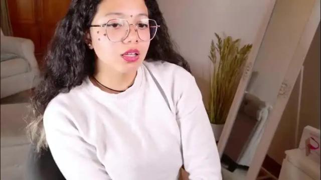 Thumbnail 3, aurorasiera's Stream at Chaturbate, 1 month ago