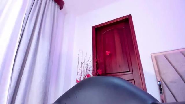 Image 4 of aurorasierra Stream on Chaturbate on 13 months ago