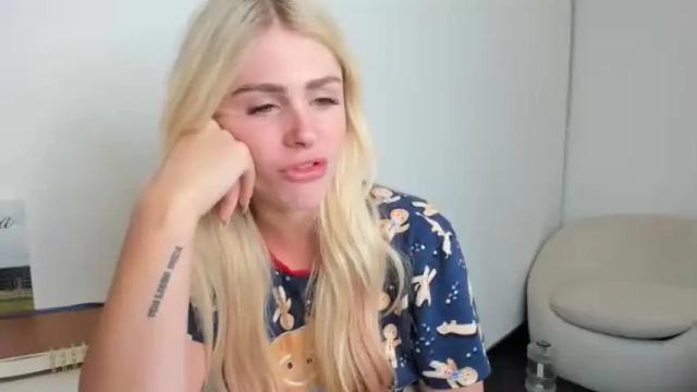 Image 12 of aussie_mon Stream on Chaturbate on 14 months ago