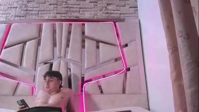 Image 3 of austin_mia45 Stream on Chaturbate on 9 days ago