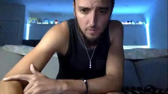 Image 8 of austincutieyes Stream on Chaturbate on 29 days ago