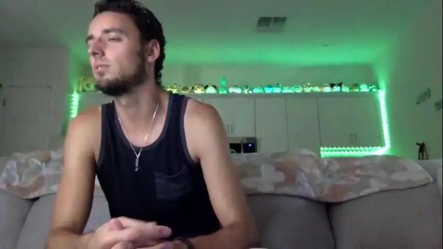 Image 12 of austincutieyes Stream on Chaturbate on 21 days ago