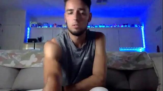 Image 2 of austincutieyes Stream on Chaturbate on 14 days ago