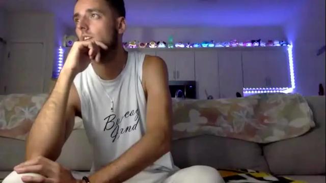 Image 12 of austincutieyes Stream on Chaturbate on 9 days ago
