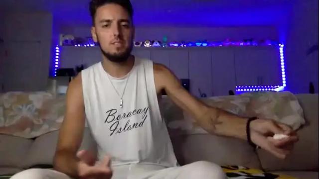 Image 8 of austincutieyes Stream on Chaturbate on 9 days ago