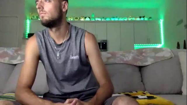 Image 7 of austincutieyes Stream on Chaturbate on 2 days ago