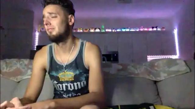 Image 3 of austincutieyes Stream on Chaturbate on 1 day ago