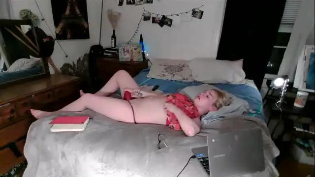 Image 10 of autumn_finn Stream on Chaturbate on 1 month ago
