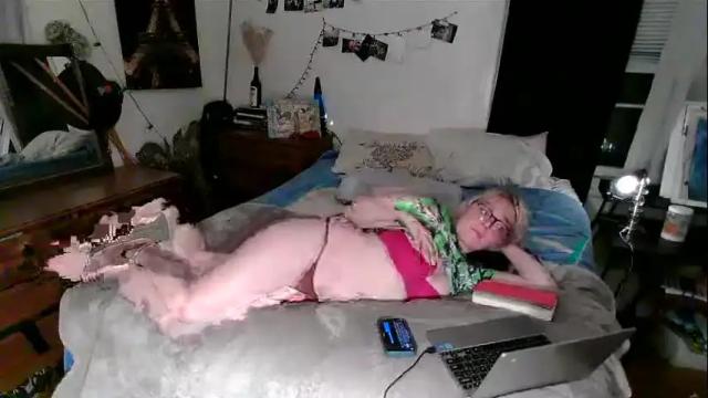 Image 2 of autumn_finn Stream on Chaturbate on 1 month ago