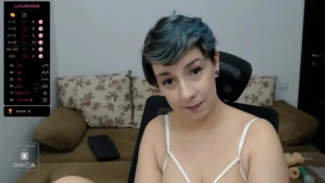 Image 2 of autumnopal Stream on Chaturbate on 11 months ago