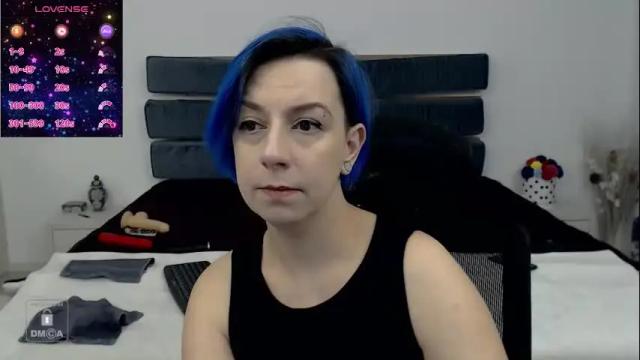 Image 3 of autumnopal Stream on Chaturbate on 1 month ago