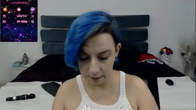 Image 11 of autumnopal Stream on Chaturbate on 1 month ago