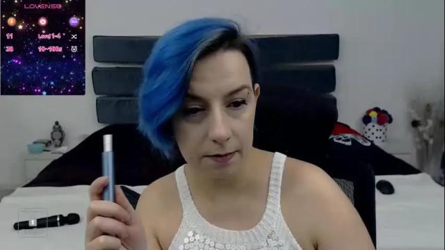 Image 3 of autumnopal Stream on Chaturbate on 1 month ago