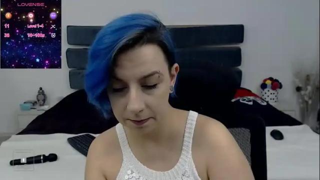 Image 4 of autumnopal Stream on Chaturbate on 1 month ago