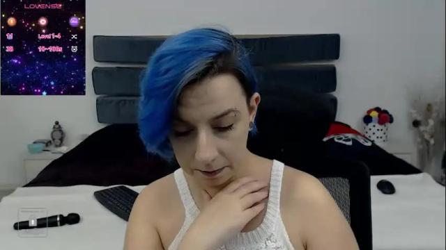 Image 8 of autumnopal Stream on Chaturbate on 1 month ago