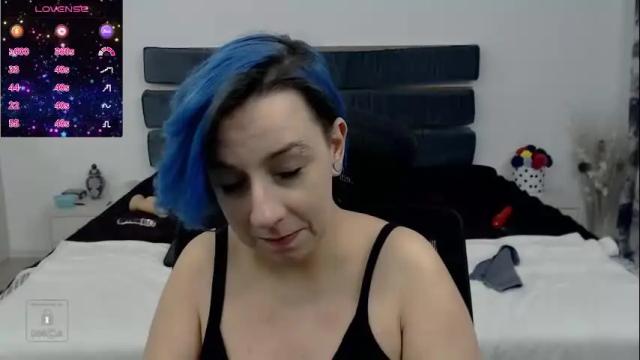 Image 3 of autumnopal Stream on Chaturbate on 1 month ago