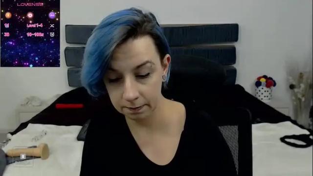 Image 2 of autumnopal Stream on Chaturbate on 1 month ago