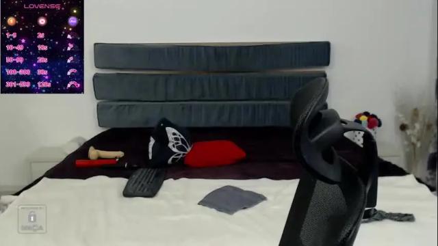 Image 8 of autumnopal Stream on Chaturbate on 1 month ago