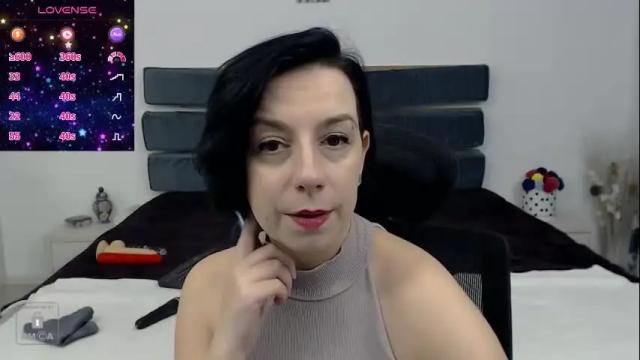 Image 6 of autumnopal Stream on Chaturbate on 27 days ago
