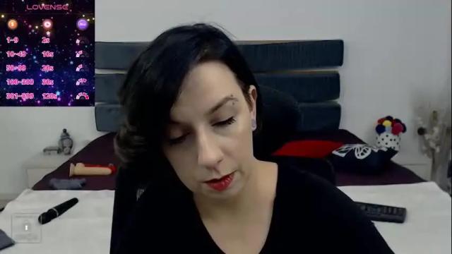 Image 8 of autumnopal Stream on Chaturbate on 13 days ago