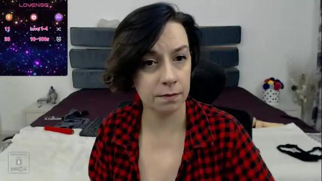 Image 7 of autumnopal Stream on Chaturbate on 9 days ago