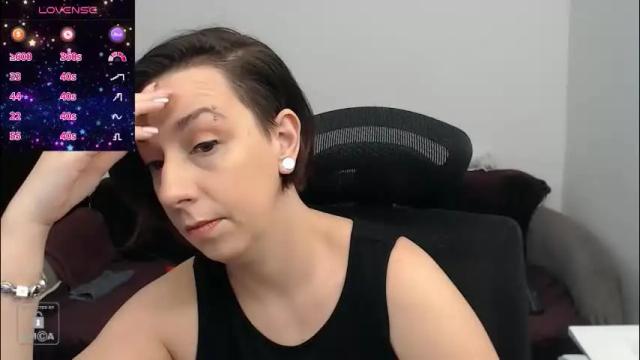 Image 2 of autumnopal Stream on Chaturbate on 1 month ago