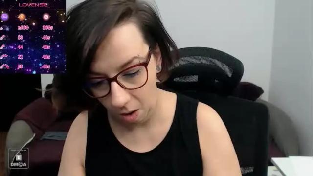 Image 4 of autumnopal Stream on Chaturbate on 1 month ago