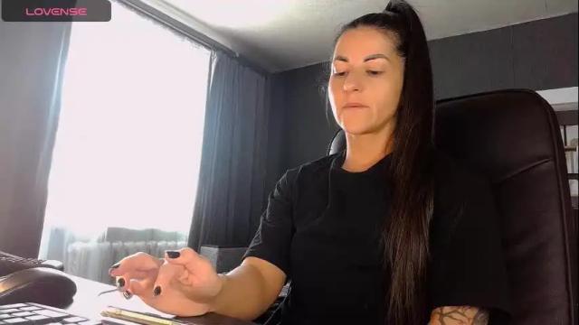 Image 3 of ava__doll Stream on Chaturbate on 2 months ago