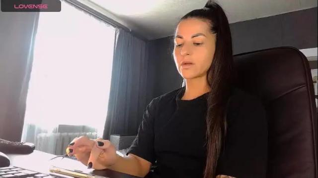 Image 7 of ava__doll Stream on Chaturbate on 2 months ago