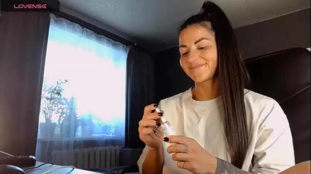 Image 6 of ava__doll Stream on Chaturbate on 2 months ago