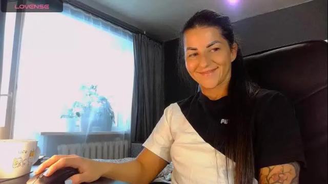 Image 3 of ava__doll Stream on Chaturbate on 19 days ago
