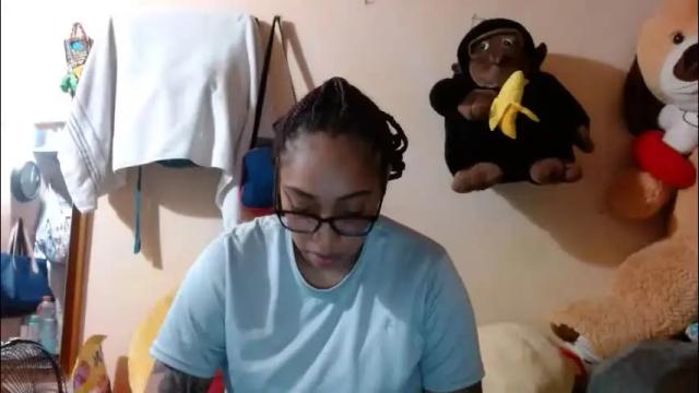 Image 2 of ava_f0xy Stream on Chaturbate on 1 month ago