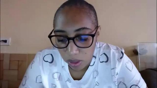 Image 4 of ava_f0xy Stream on Chaturbate on 23 days ago