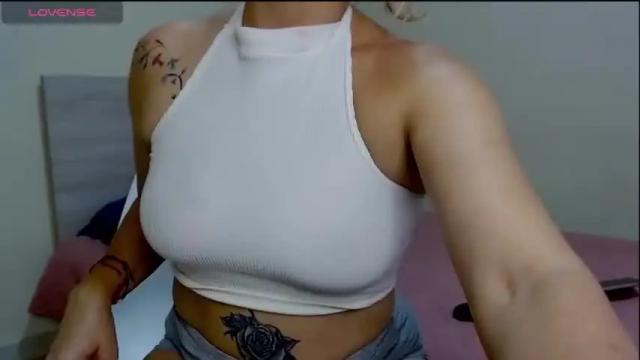 Image 2 of ava_jonesmilf Stream on Chaturbate on 16 months ago