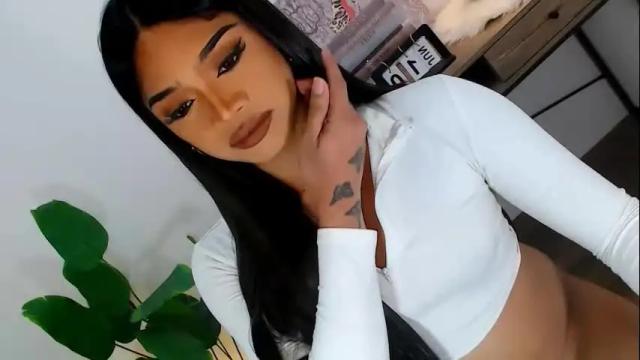 Image 8 of ava_lux Stream on Chaturbate on 9 days ago