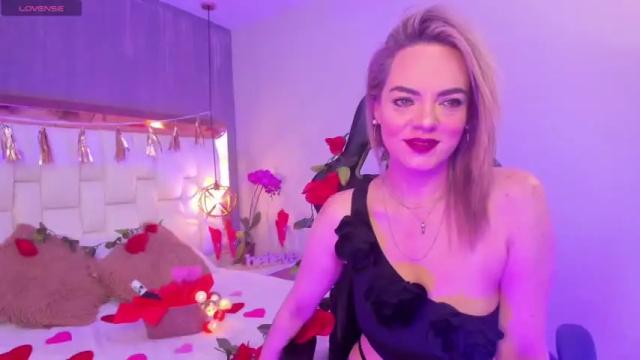 Image 12 of ava_tentazzione Stream on Chaturbate on 14 months ago