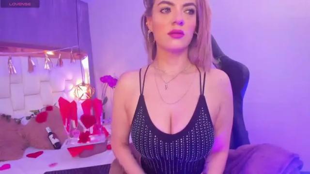 Image 2 of ava_tentazzione Stream on Chaturbate on 16 months ago