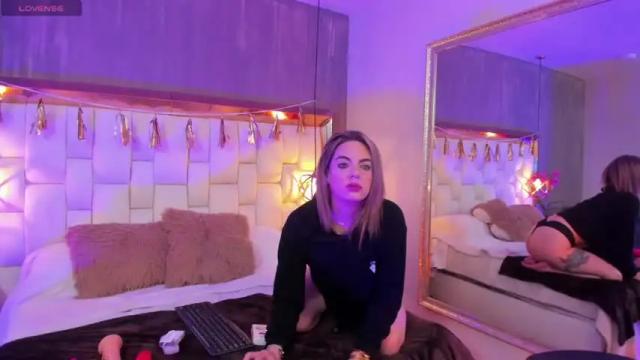 Image 2 of ava_tentazzione Stream on Chaturbate on 13 months ago