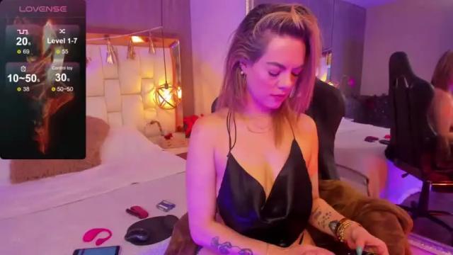 Image 12 of ava_tentazzione Stream on Chaturbate on 12 months ago