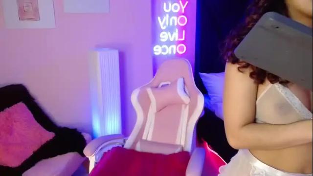 Image 2 of ava_williams_ Stream on Chaturbate on 8 days ago