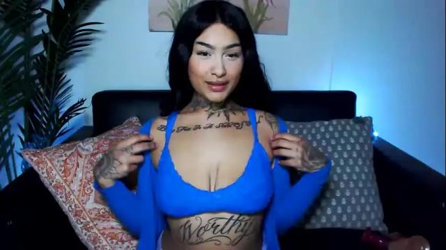 Image 2 of avaa_eve Stream on Chaturbate on 17 months ago