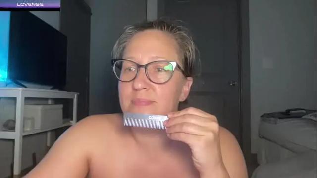 Image 2 of avabradley Stream on Chaturbate on 1 month ago