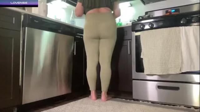 Image 2 of avabradley Stream on Chaturbate on 1 month ago