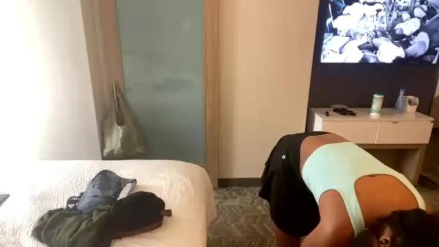 Image 12 of avadahlia77 Stream on Chaturbate on 21 months ago