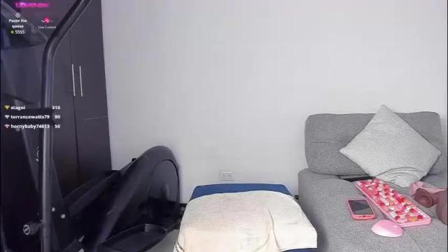 Image 8 of avaferrera Stream on Chaturbate on 17 days ago