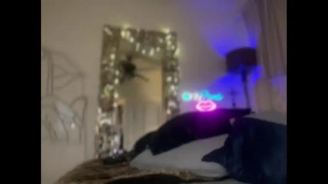 Image 3 of avalonnfoxx Stream on Chaturbate on 2 months ago